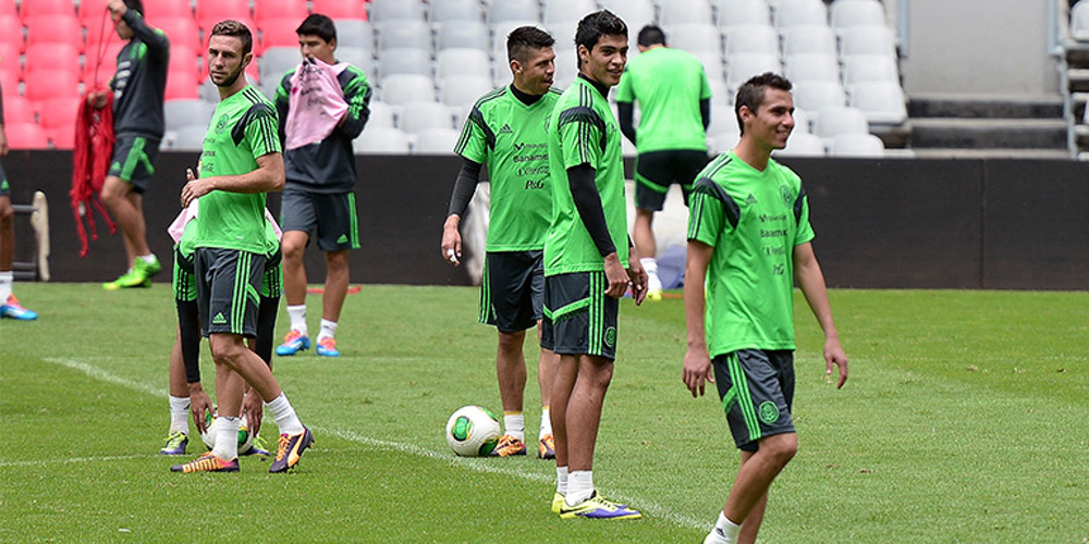 Mexico looks to gain advantage against New Zealand