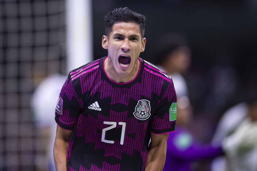 Con goles de Antuna y Jiménez México selló pase al Mundial