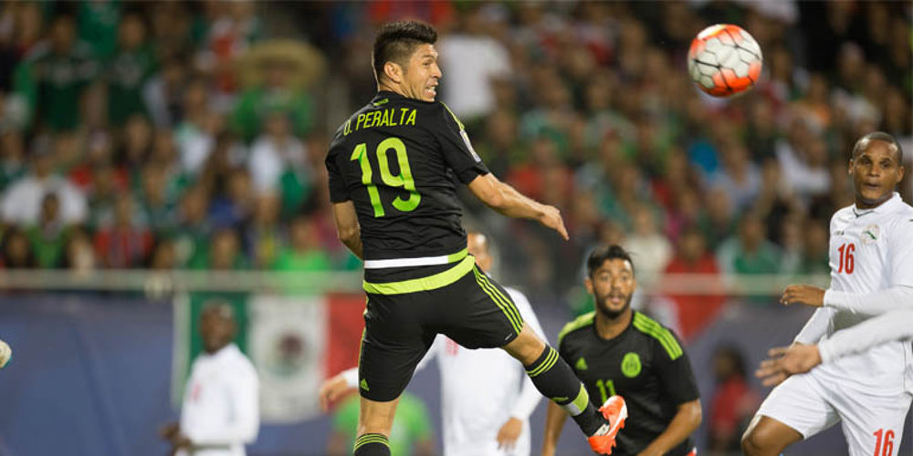 Con triplete de Peralta México venció a Cuba