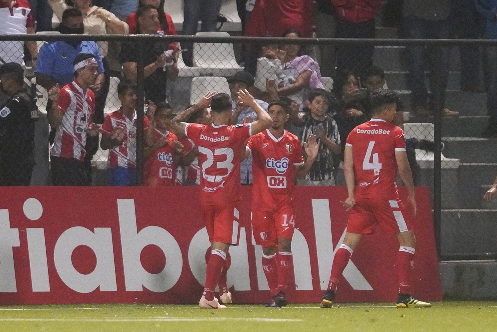 Medina anotó en histórico triunfo al Real Estelí sobre el Olimpia
