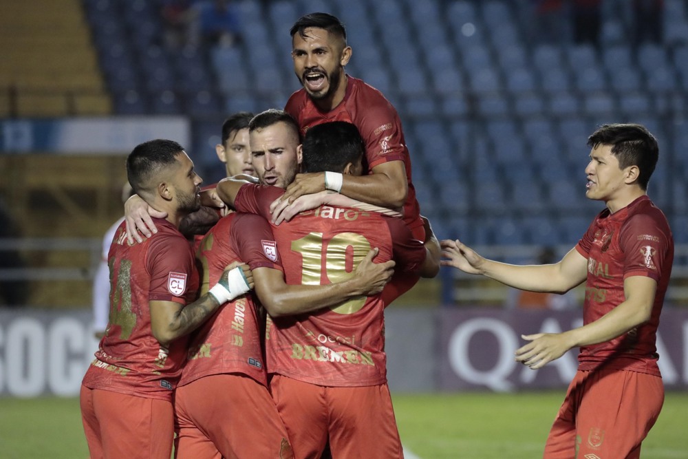 Municipal’s record, Bernal’s gallop among 2nd leg moments