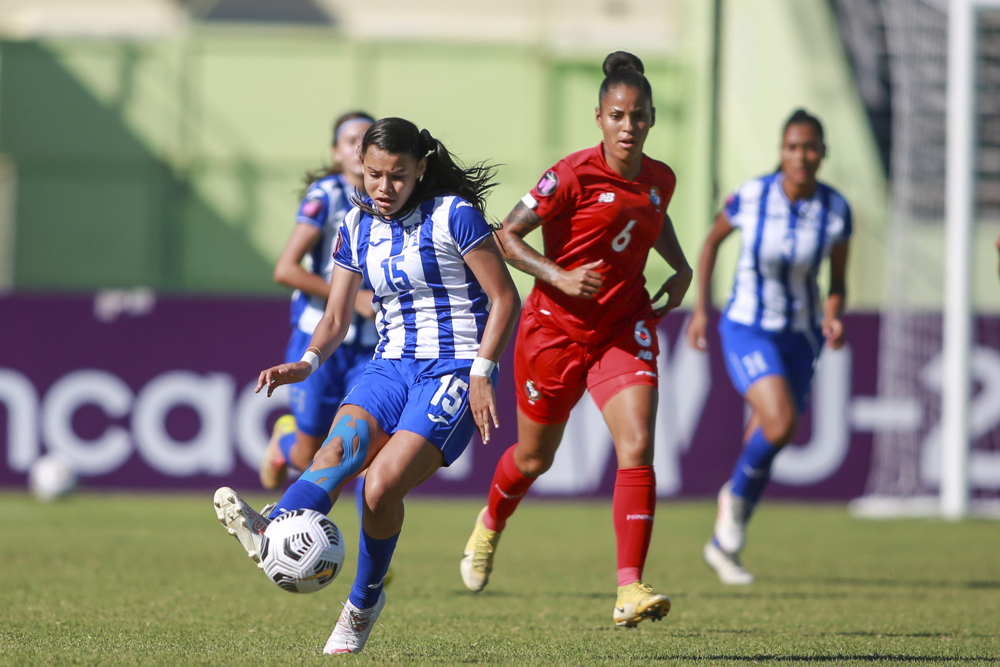 Panamá y Honduras se mantienen en la pelea, México no para de ganar