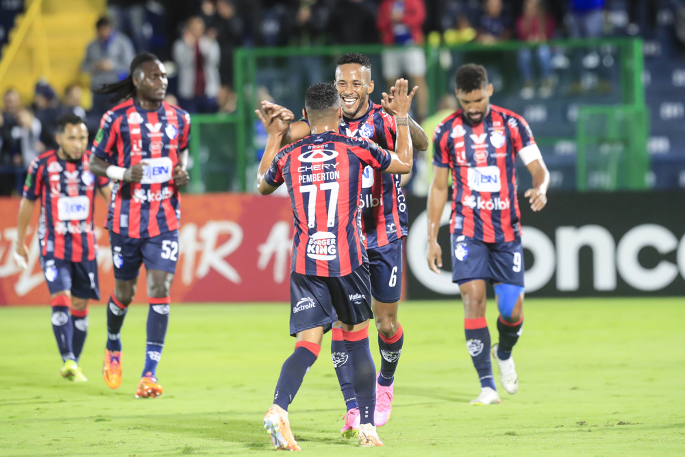 Cartaginés y Comunicaciones listos para enfrentarse en el primer partido