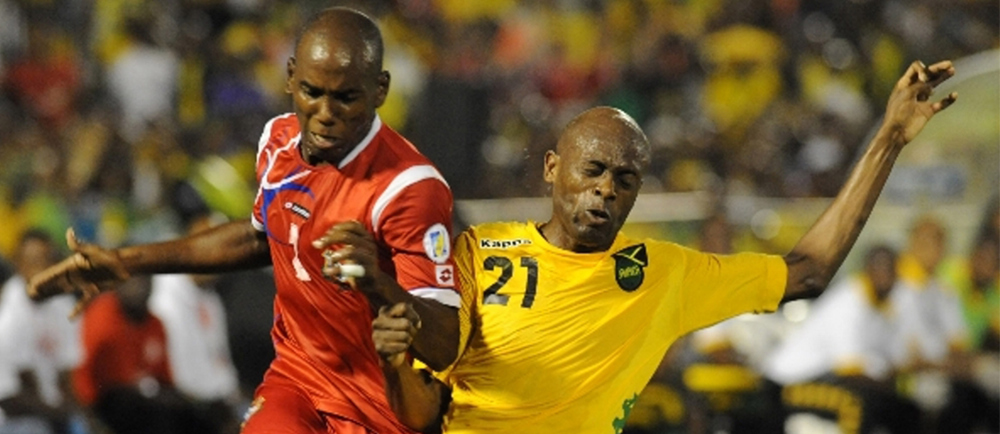 Panama, 10-man Jamaica play to scoreless draw
