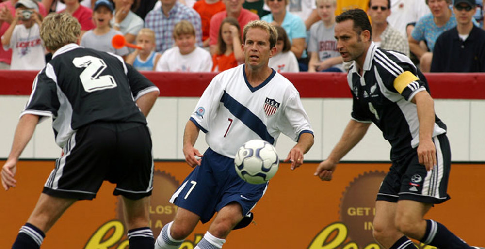 Copa CONCACAF, P y R: Eddie Lewis