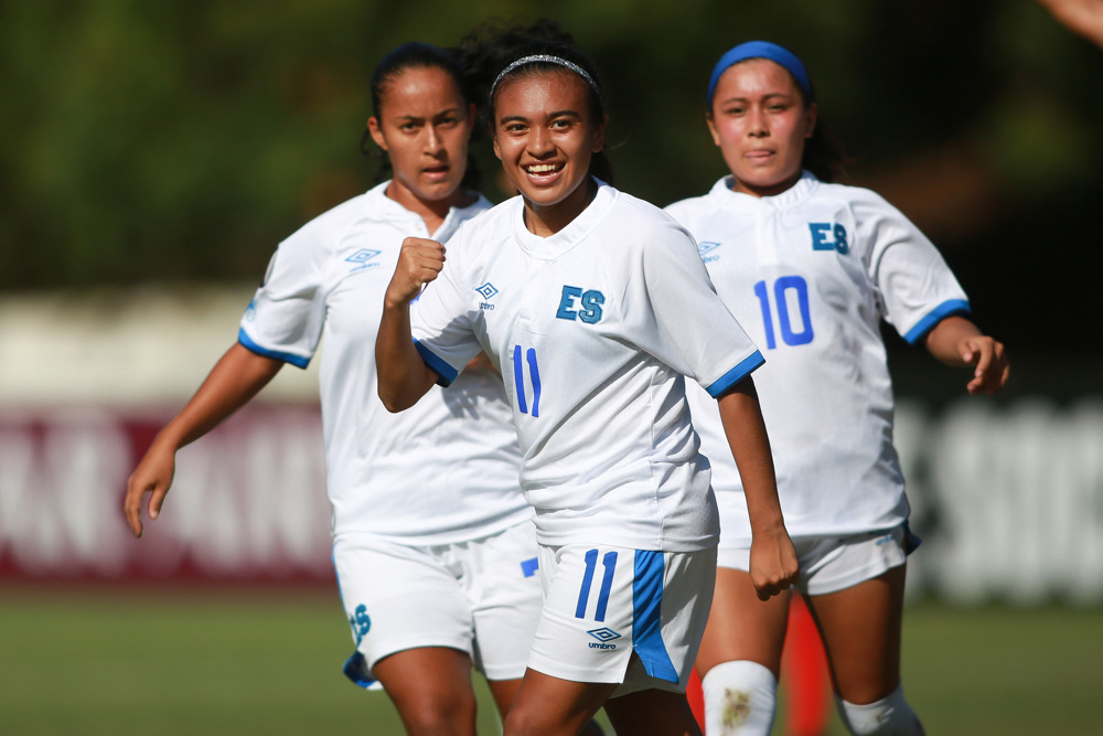 El Salvador rebound in style to secure knockout round berth