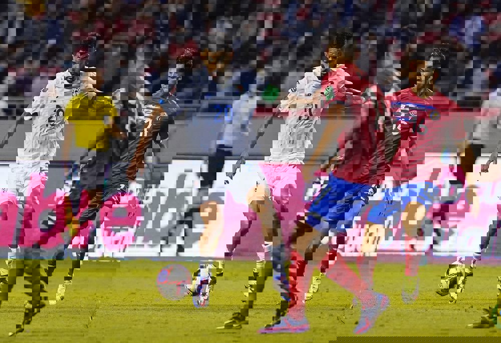Central American foes Panama, Costa Rica kick off League A 