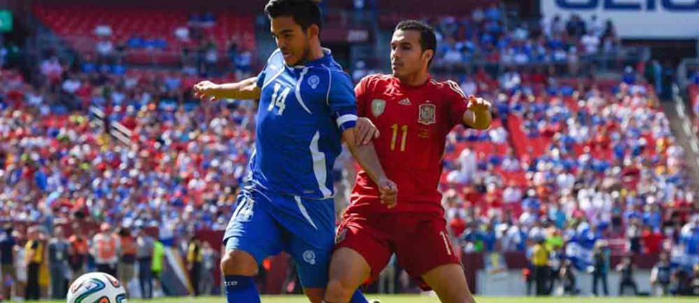 Un aguerrido El Salvador cae 2-0 ante España