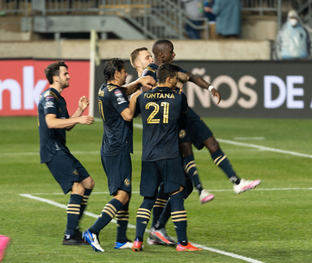 Columbus, Philadelphia stay strong in MLS play
