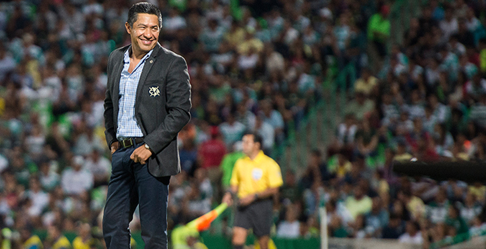 Ambriz satisfecho con el nivel de juego del Club América