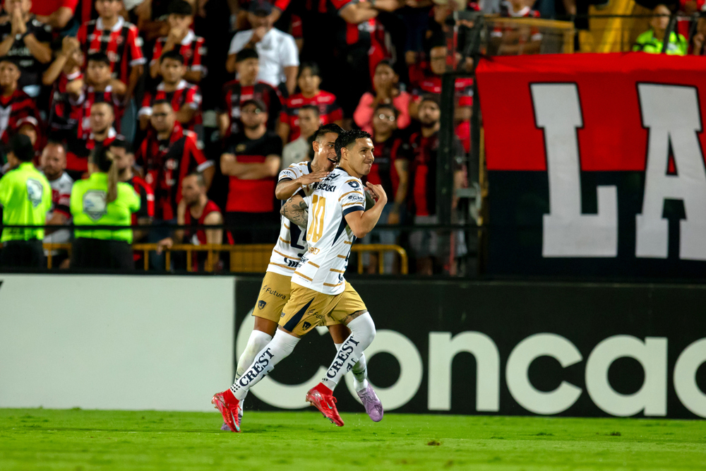 Gol de Suárez sella la clasificación de Pumas UNAM a cuartos de final  