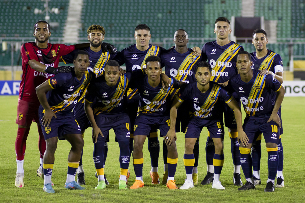 Top spot up for grabs as Atletico Pantoja host Harbour View