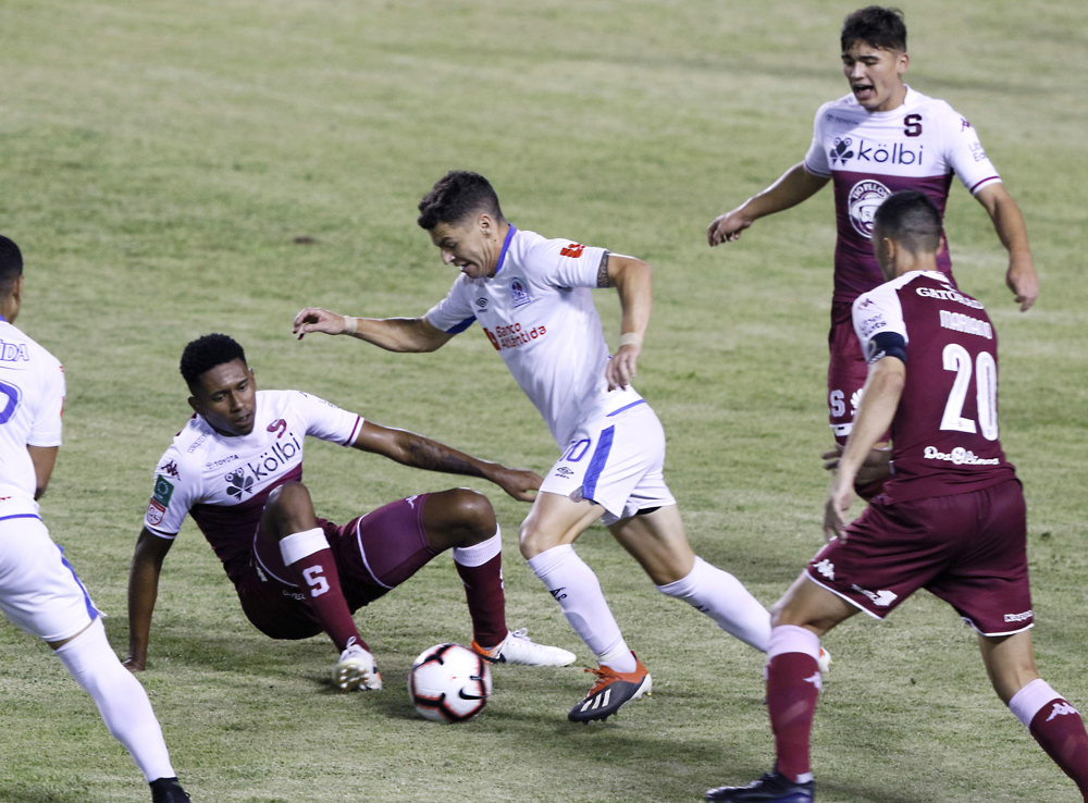 Saprissa seeking comeback in SCL semifinal vs. Olimpia