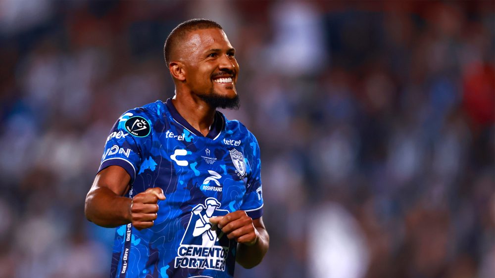 CF Pachuca meets Botafogo in the FIFA Derby of the Americas