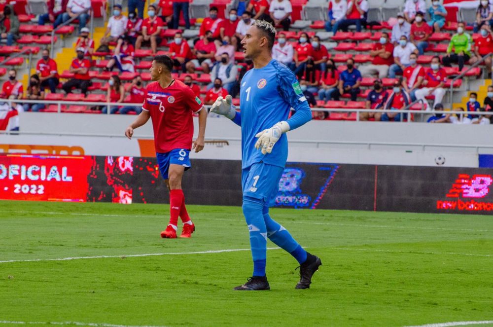 Navas, Larin encabezan los XI ideal de WCQ 
