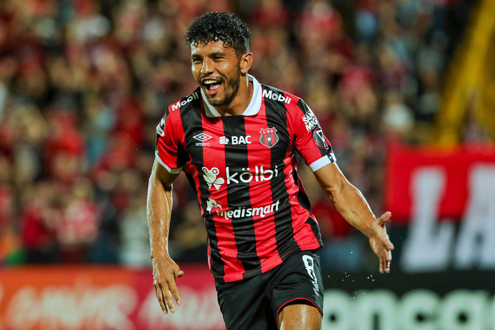 Cartagines host Alajuelense in all-Costa Rican quarterfinal