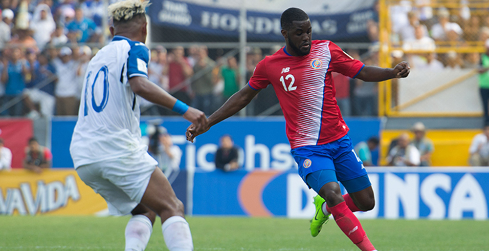 Costarricense Campbell cerca de regresar a la acción con el Real Betis