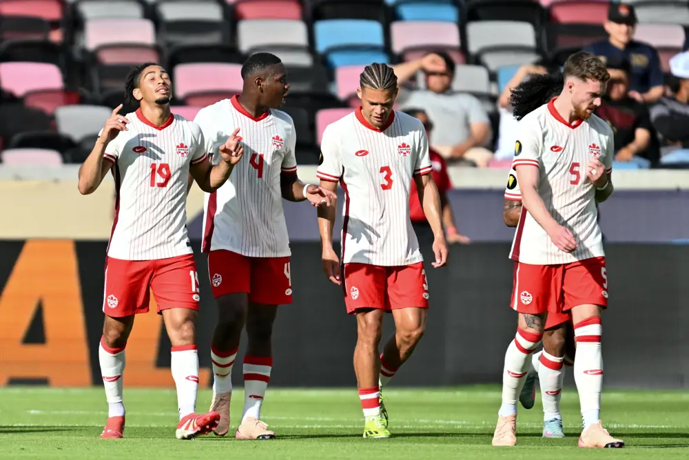 Canada, El Salvador meet with Quarterfinals on the line