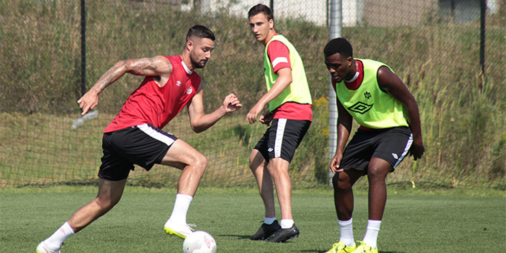 Canada concentrates on finishing, advancing