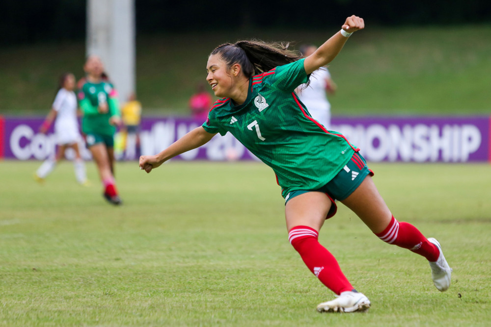 Mexico top Costa Rica to capture Group B at CWU20