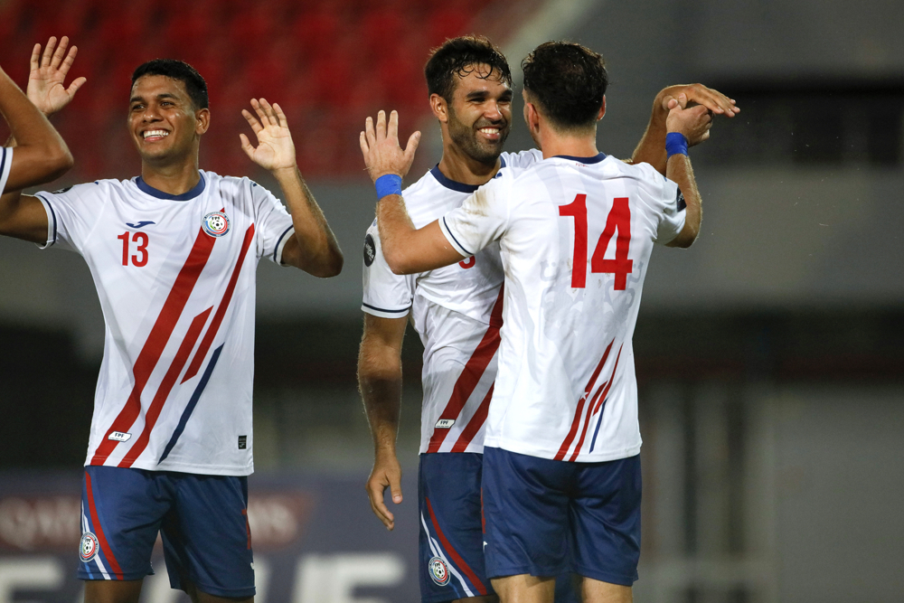 Guyana busca el ascenso, mientras que Puerto Rico intenta mantenerse con vida