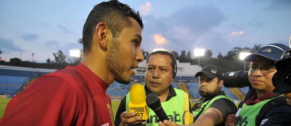 Jiménez se robó el show en Clásico Guatemalteco