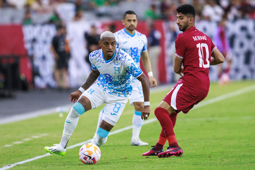 Elis rescues dramatic draw in final seconds for Honduras