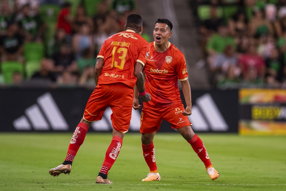 Cruz Azul, Juarez and Charlotte punch Round of 32 tickets