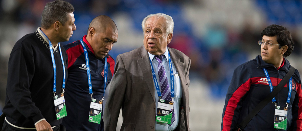 Ruiz dimite como entrenador de Municipal