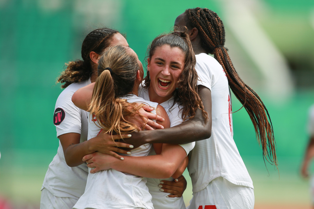 Canada top Puerto Rico to clinch World Cup place