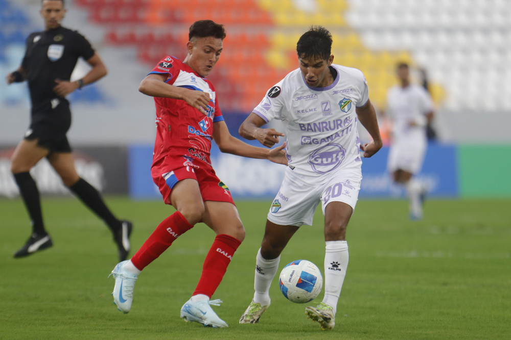Comunicaciones achieved a draw away against LA Firpo