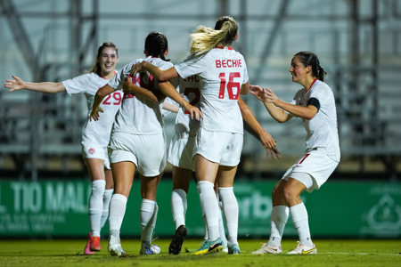 Canada, U.S., making most of international break