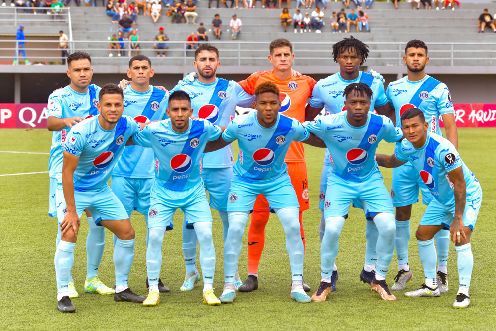 Inicio soñado para Motagua gracias al triplete de Auzmendi