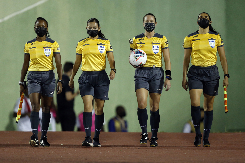 Penso, Gonzalez make refereeing history at Concacaf
