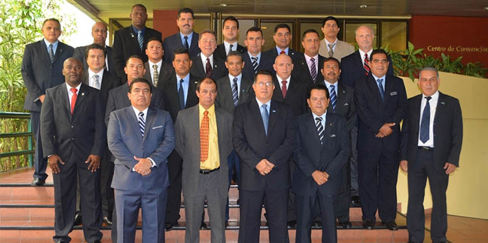FIFA RAP beach soccer/futsal referee instructors course concludes in Costa Rica