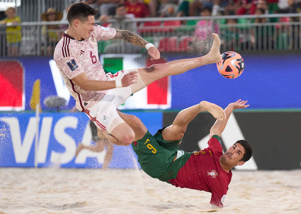 México debutó con derrota ante Portugal en la Copa Mundial de Fútbol Playa