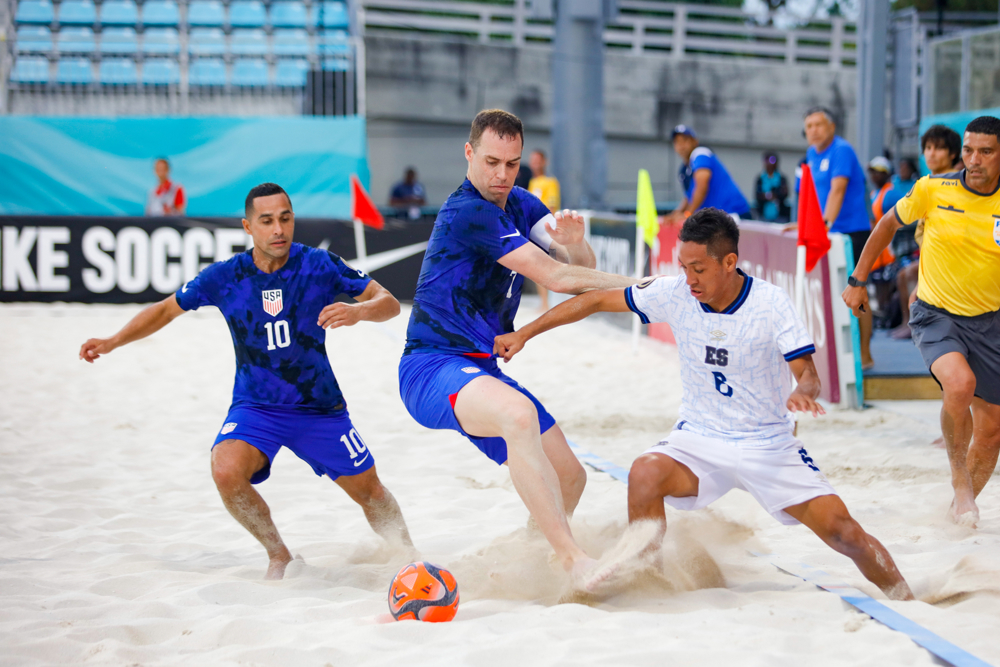 El Salvador, USA meet for a place in Beach Soccer World Cup