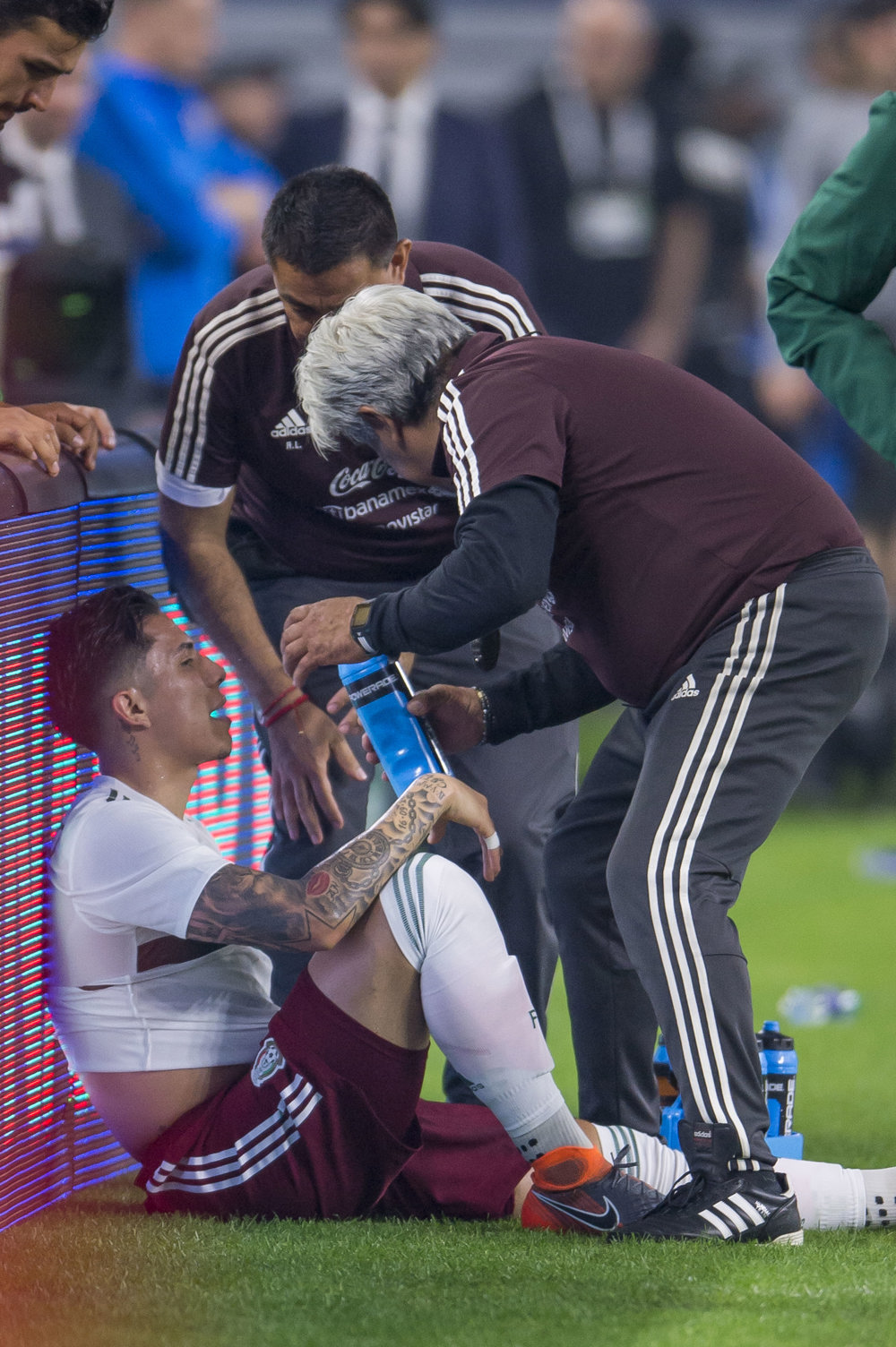 Salcedo, Araujo sustain injuries in Mexico defeat
