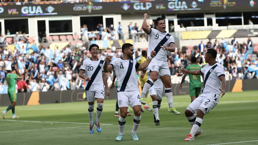 Guatemala derrotó a Guadalupe y avanzó a Cuartos de Final