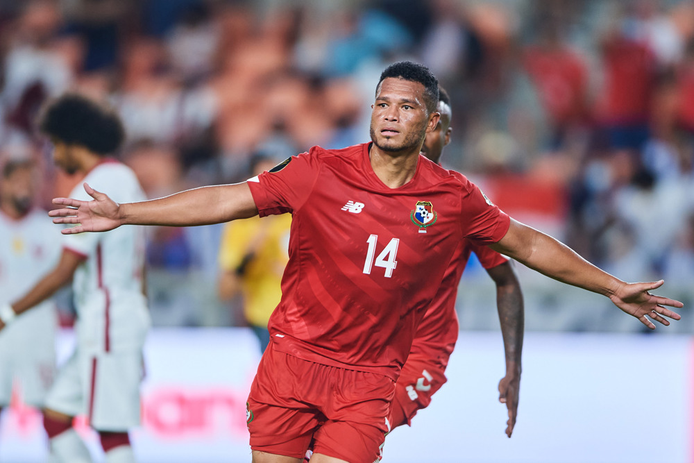 Qatar y Panamá se lucen en un empate con seis goles