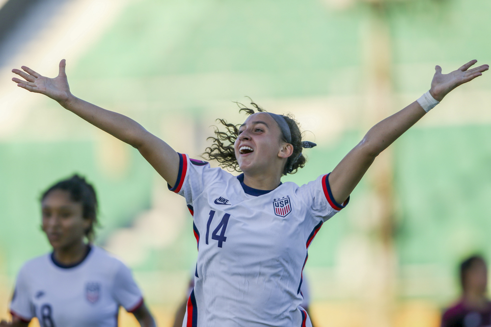 Con gol de Rembimbas, Estados Unidos venció a México en la final