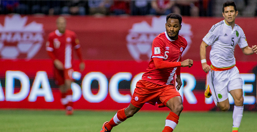Canada legend de Guzman retires