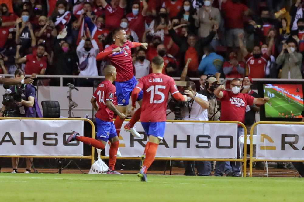 Costa Rica take on Qatar with experience and rising stars


