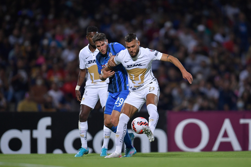 Cruz Azul y Pumas se juegan el pase a la final de la SCCL 