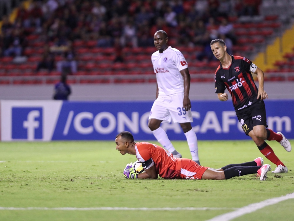 Pablo Gabas ex capitán de Alajuelense "El partido de ida será clave para ganar la SCL" 