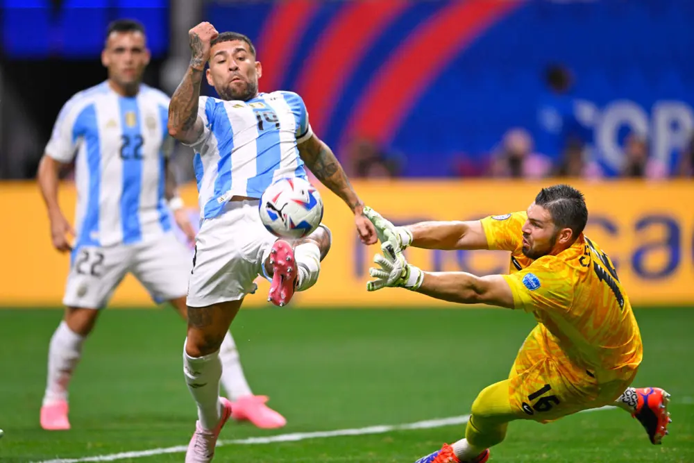 Gran actuación de Crepeau en la derrota de Canadá ante Argentina 