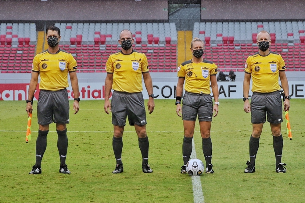 Designados  los árbitros para partidos de vuelta octavos de final SCL 2021