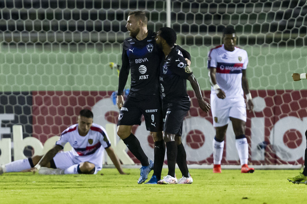 Columbus y Monterrey explosivos en el día 3 de la SCCL
