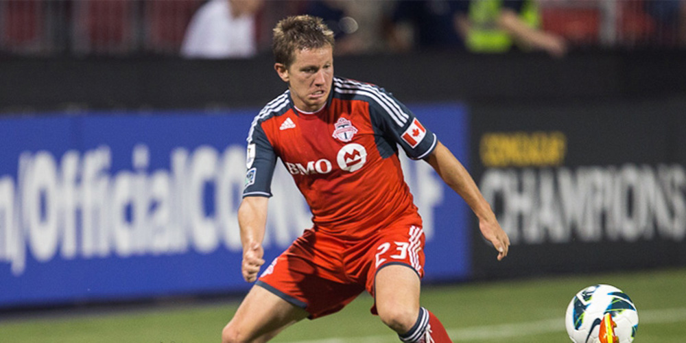 Canada international Dunfield inks Oldham deal
