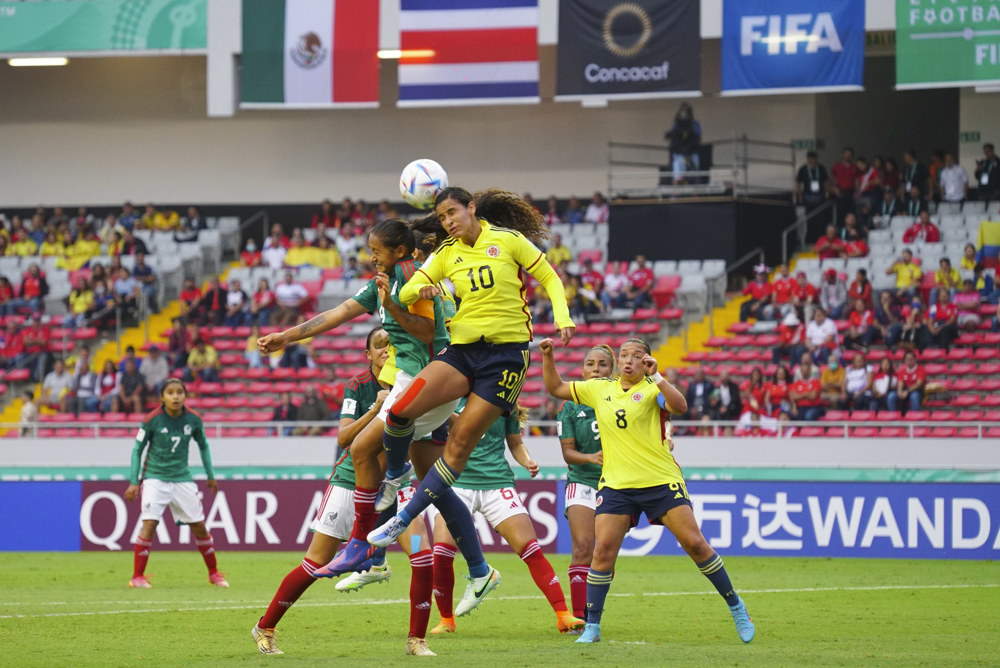 Gran trabajo defensivo le da empate a México contra Colombia